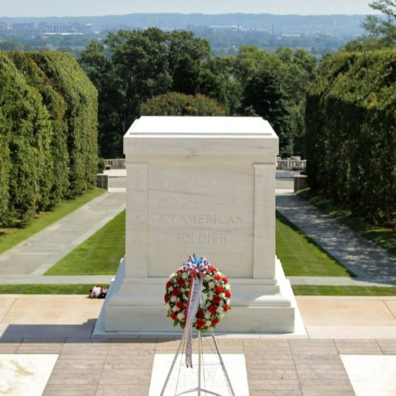 Private Walking Tour of Arlington National Cemetery - Photo 1 of 7